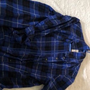 Women’s flannel button up shirt
